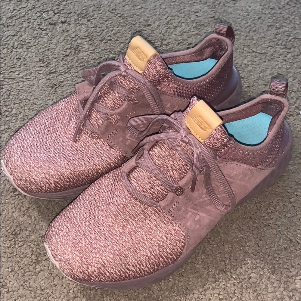 Women’s New Balance Tennis Shoes